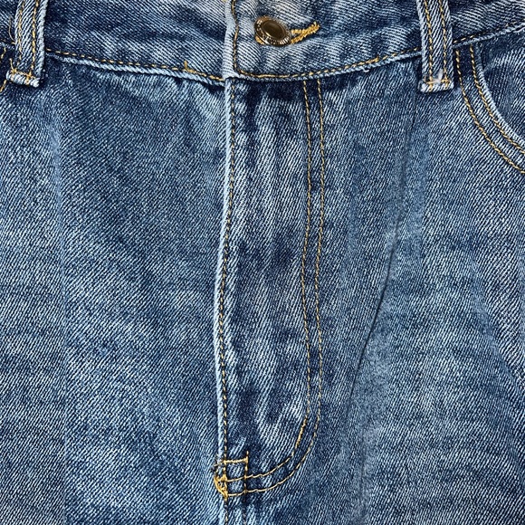 Pretty Little Things Acid Blue Baggy Low Rise Ripped Boyfriend Jeans - Picture 5 of 14